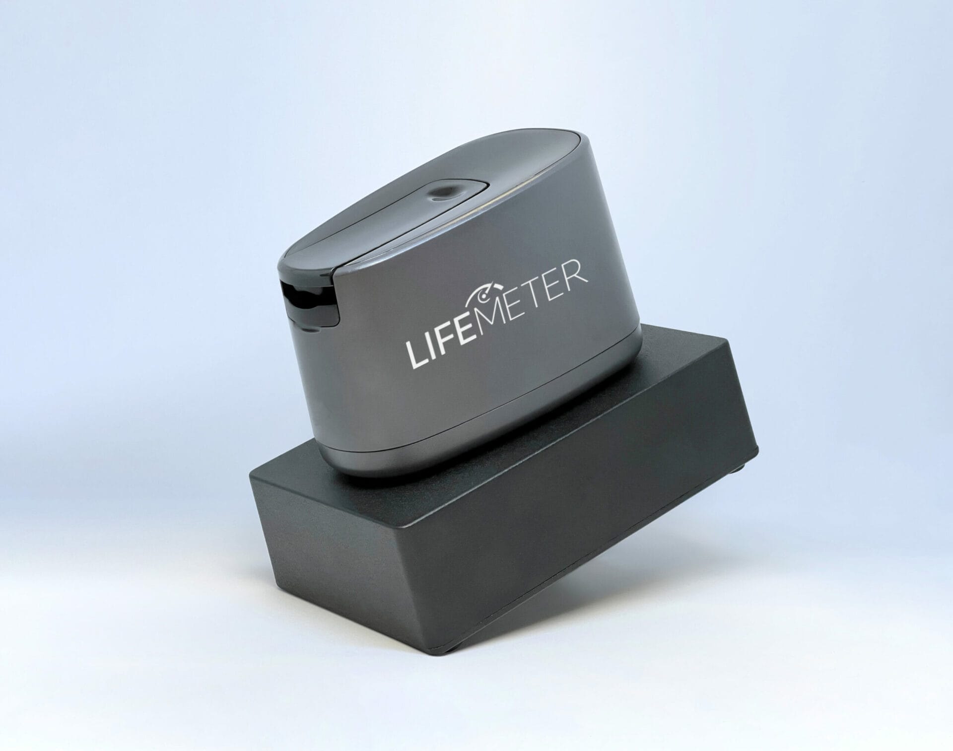 LifeMeter portable, non-invasive device to measure carotenoid levels